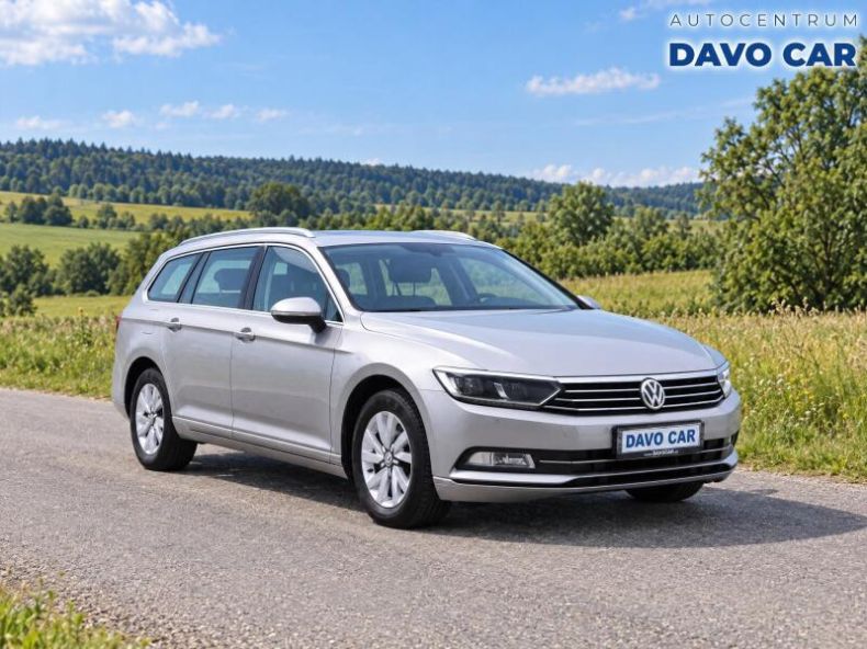 Volkswagen Passat - hlavní foto