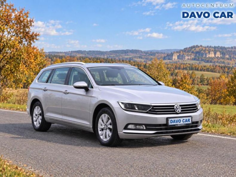 Volkswagen Passat - hlavní fotka inzerátu