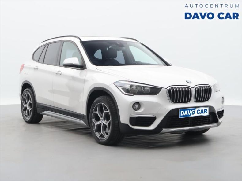 BMW X1 - hlavní foto
