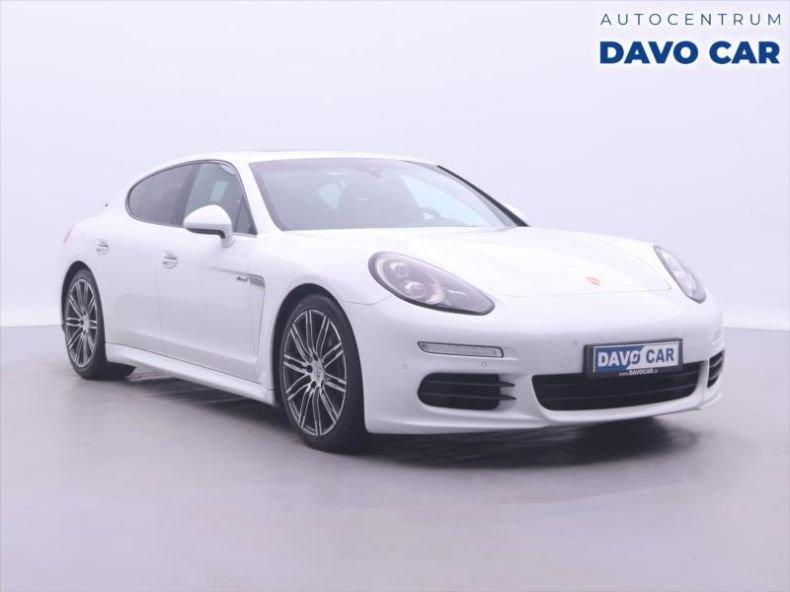 Porsche Panamera - hlavní foto