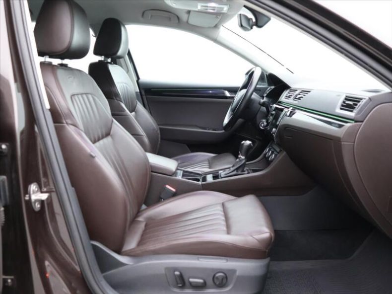 Škoda Superb - hlavní fotka