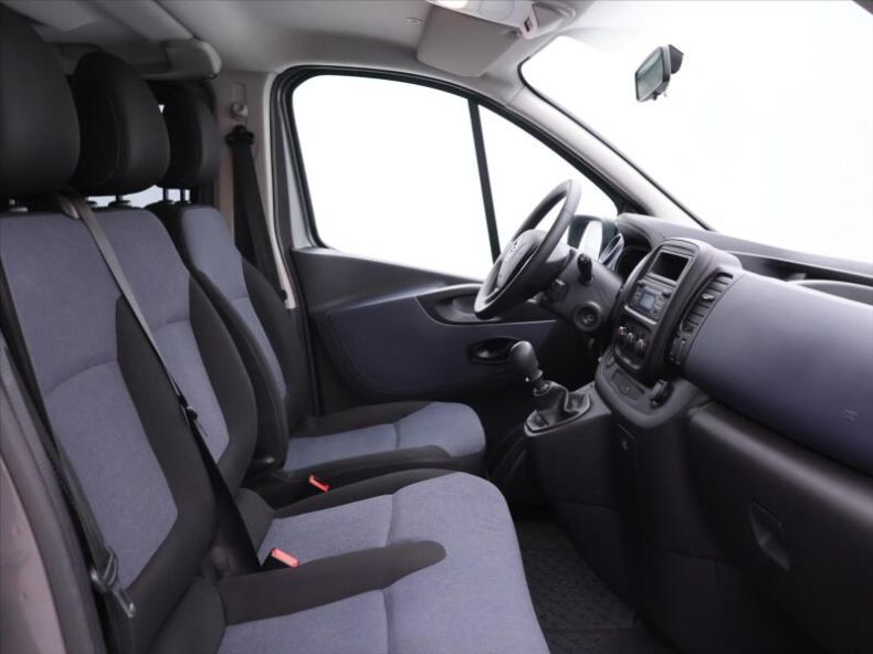 Opel Vivaro - hlavní fotka