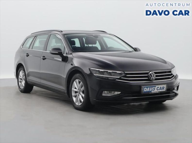 Volkswagen Passat - hlavní foto
