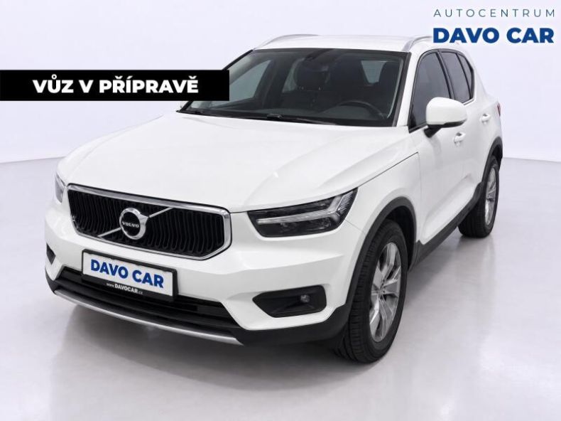 Volvo XC40 - hlavní foto