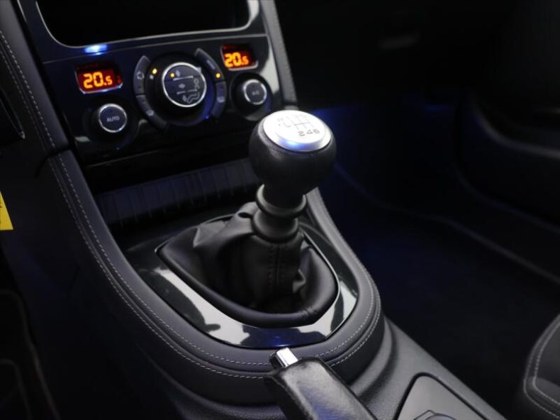 Peugeot RCZ - hlavní fotka