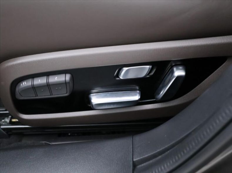 Mazda 6 - hlavní fotka