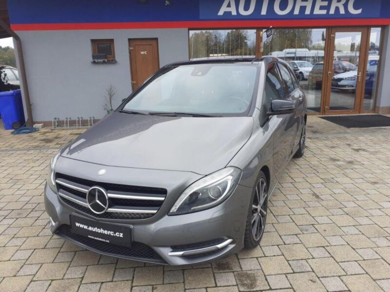 Mercedes Třída B - hlavní foto
