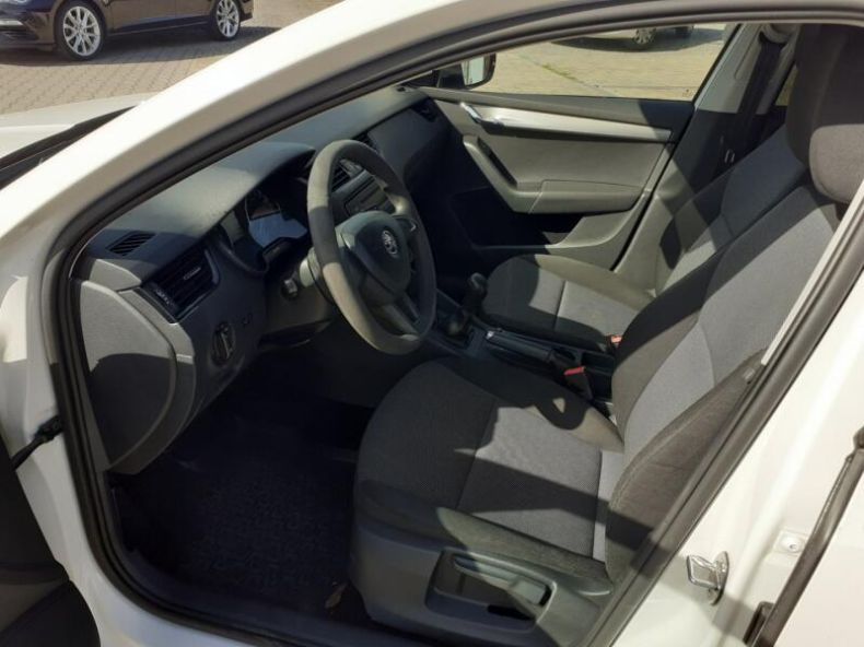 Škoda Octavia - hlavní fotka