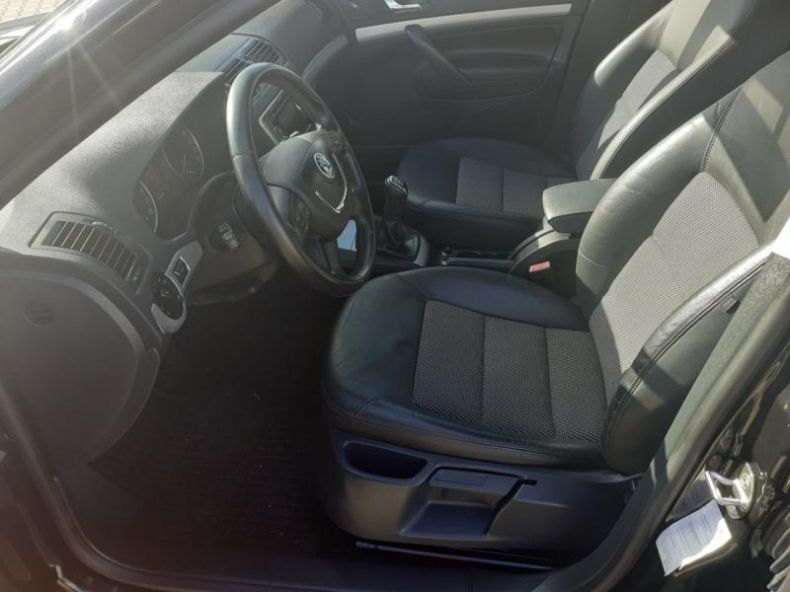 Škoda Octavia - hlavní fotka