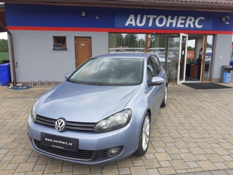 Volkswagen Golf - hlavní foto
