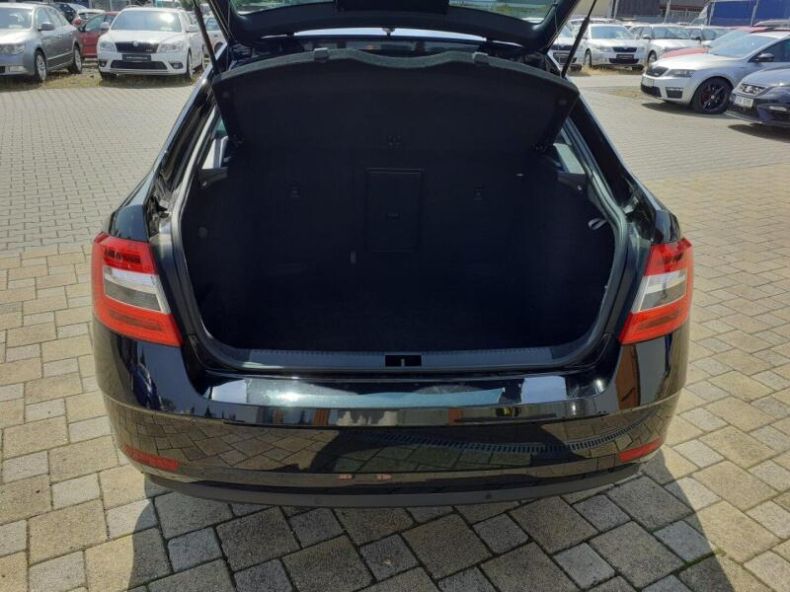 Škoda Octavia - hlavní fotka