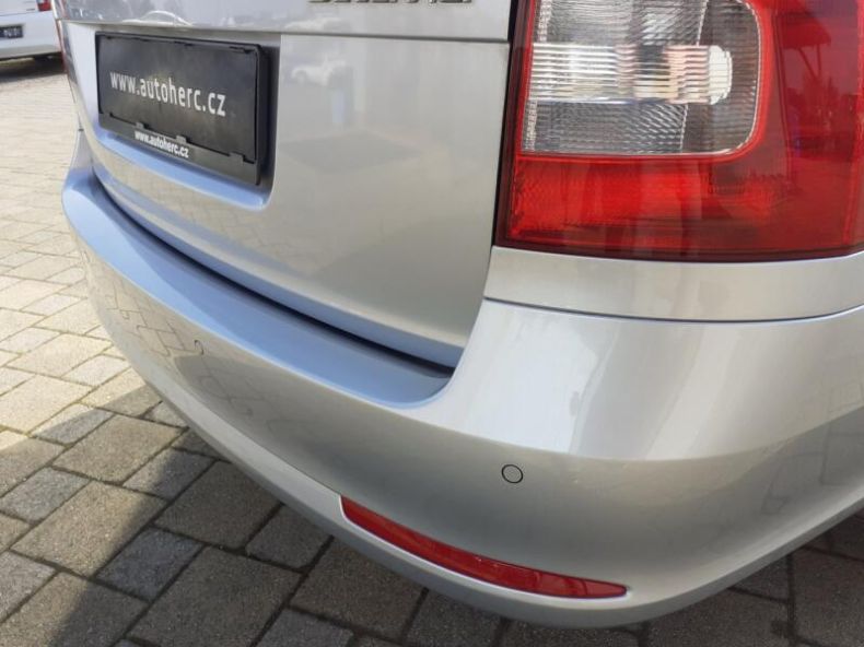 Škoda Octavia - hlavní fotka