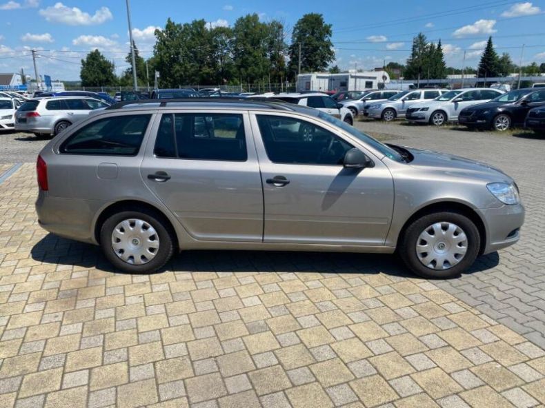 Škoda Octavia - hlavní fotka