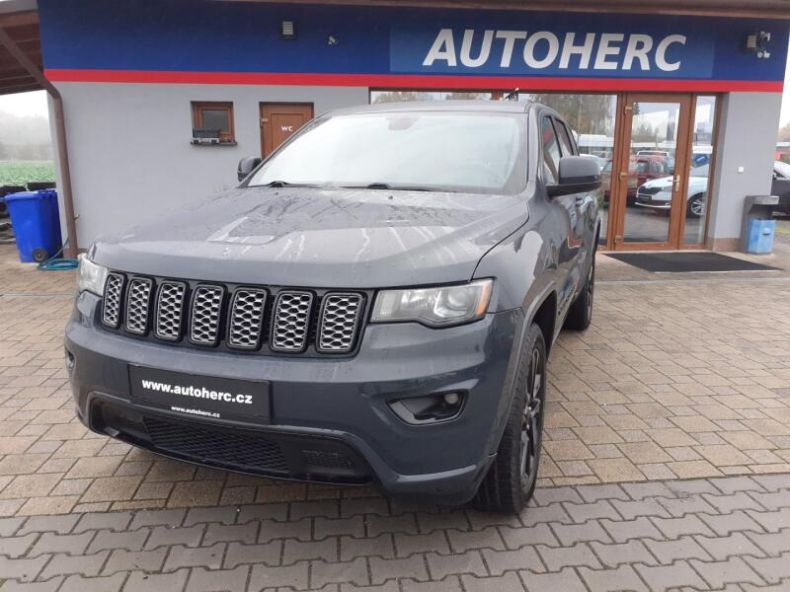 Jeep Grand Cherokee - hlavní foto