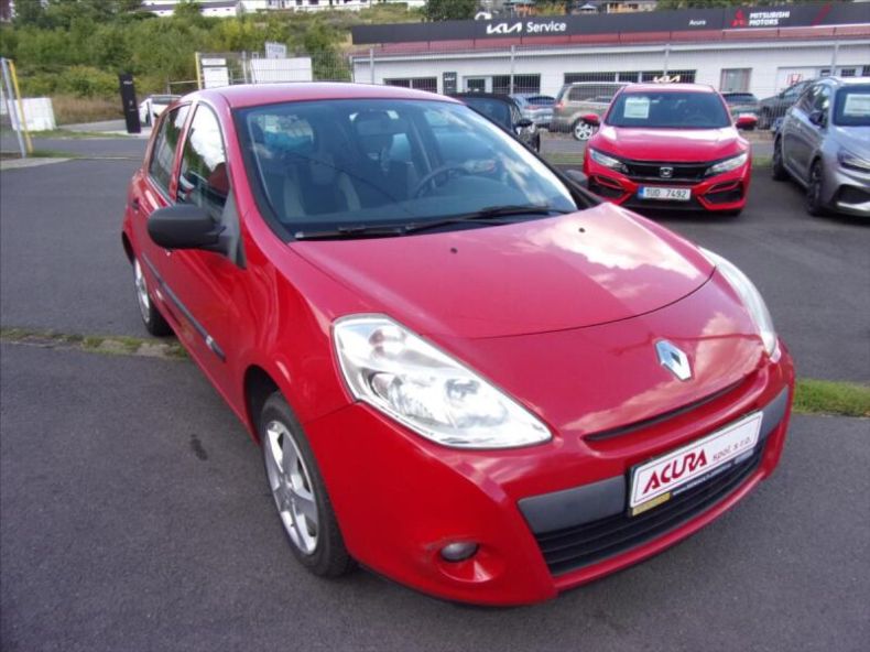 Renault Clio - hlavní fotka inzerátu