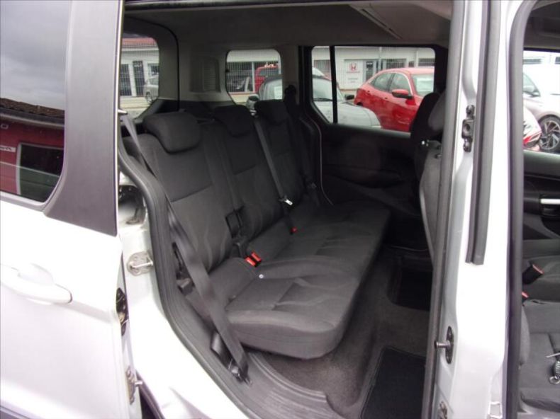 Ford Tourneo - hlavní fotka