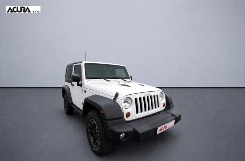 Jeep Wrangler - hlavní foto