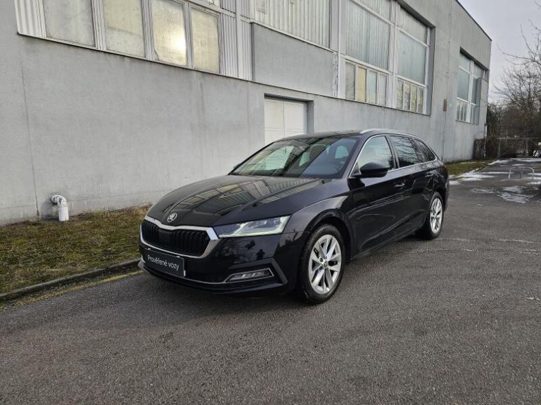 Škoda Octavia - hlavní fotka