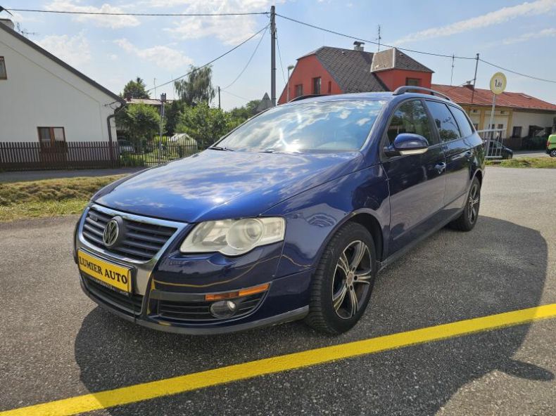 Volkswagen Passat - hlavní fotka inzerátu