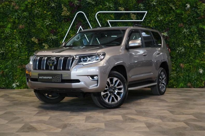 Toyota Land Cruiser - hlavní foto