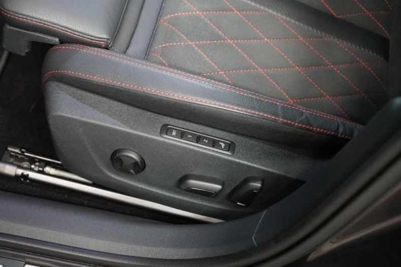 Škoda Octavia - hlavní fotka