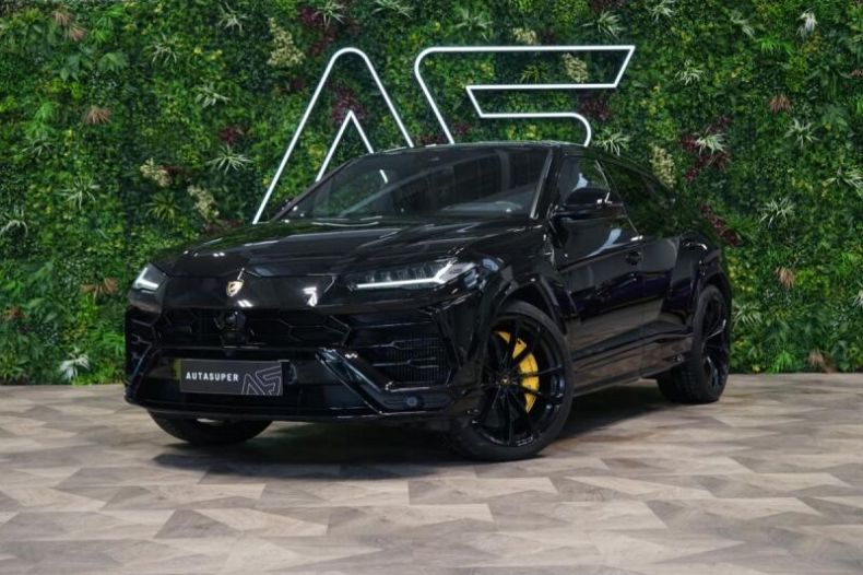 Lamborghini Urus - hlavní foto