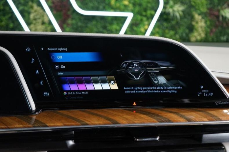 Cadillac Escalade - hlavní fotka