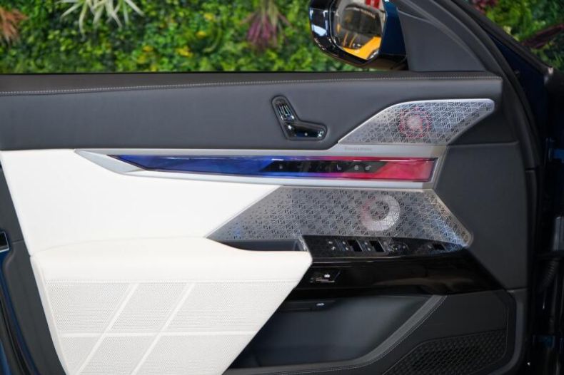 BMW Řada 7 - hlavní fotka