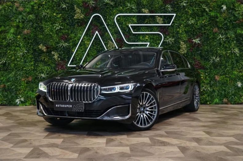 BMW Řada 7 - hlavní fotka