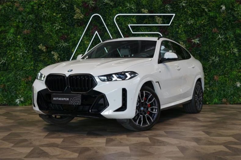 BMW X6 - hlavní fotka