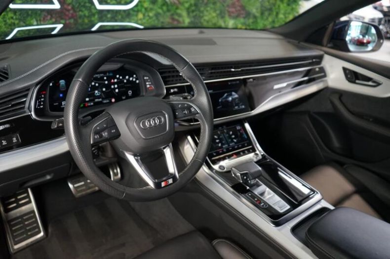 Audi Q8 - hlavní fotka