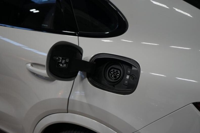 Porsche Cayenne - hlavní fotka