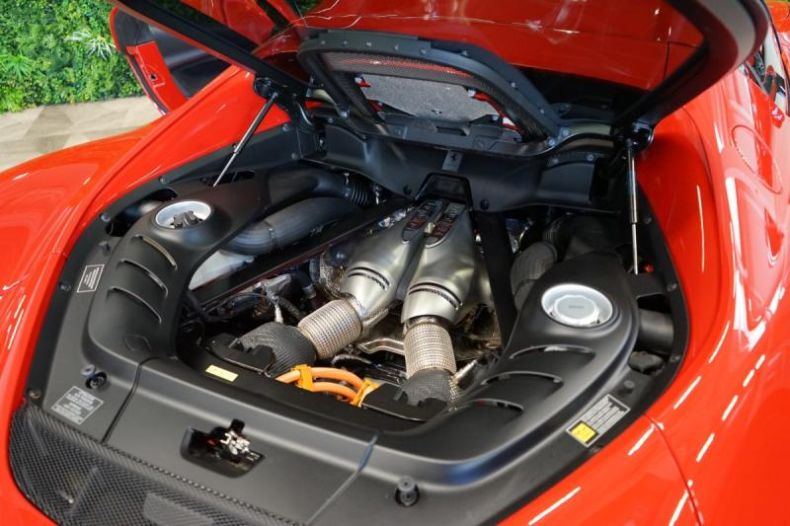 Ferrari 296 GTB - hlavní fotka