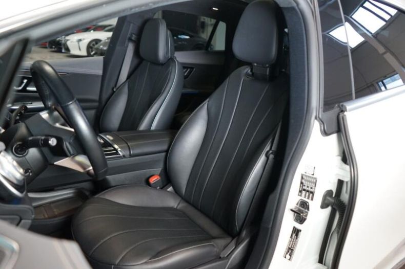 Mercedes EQE - hlavní fotka