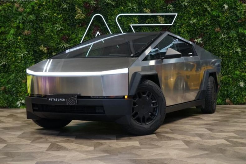 Tesla Cybertruck - hlavní foto