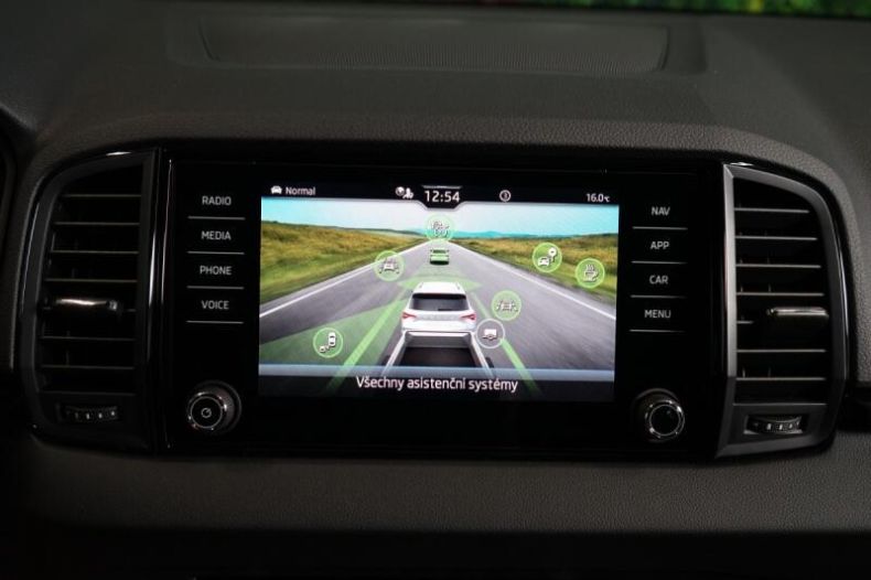 Škoda Karoq - hlavní fotka