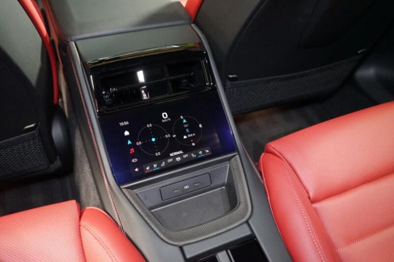 Porsche Panamera - hlavní fotka