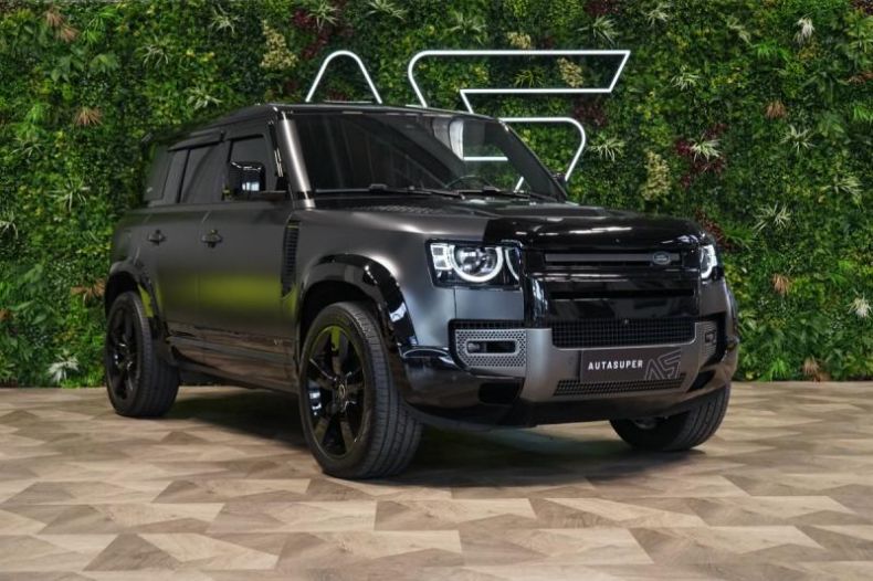 Land Rover Defender - hlavní fotka