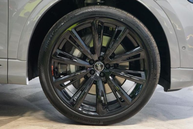 Audi Q8 - hlavní fotka