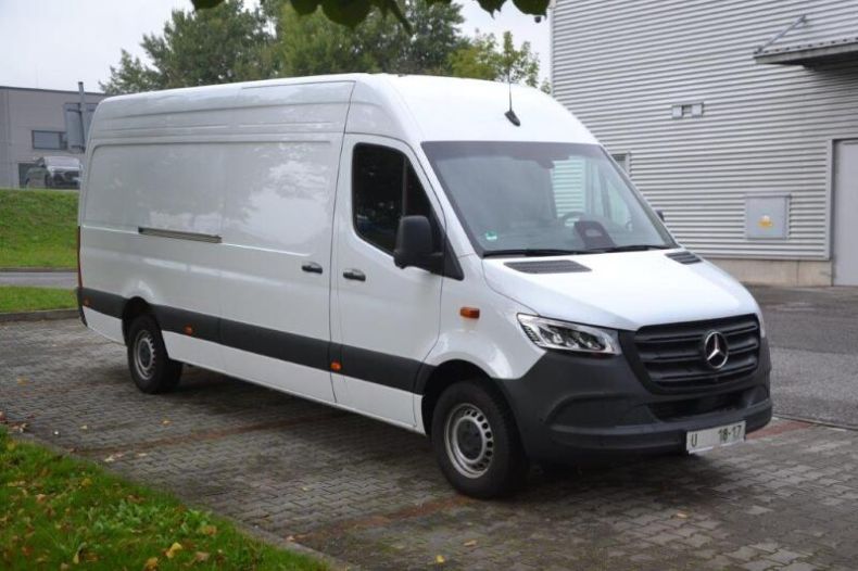 Mercedes Sprinter - hlavní foto