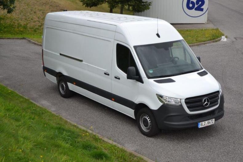 Mercedes Sprinter - hlavní foto