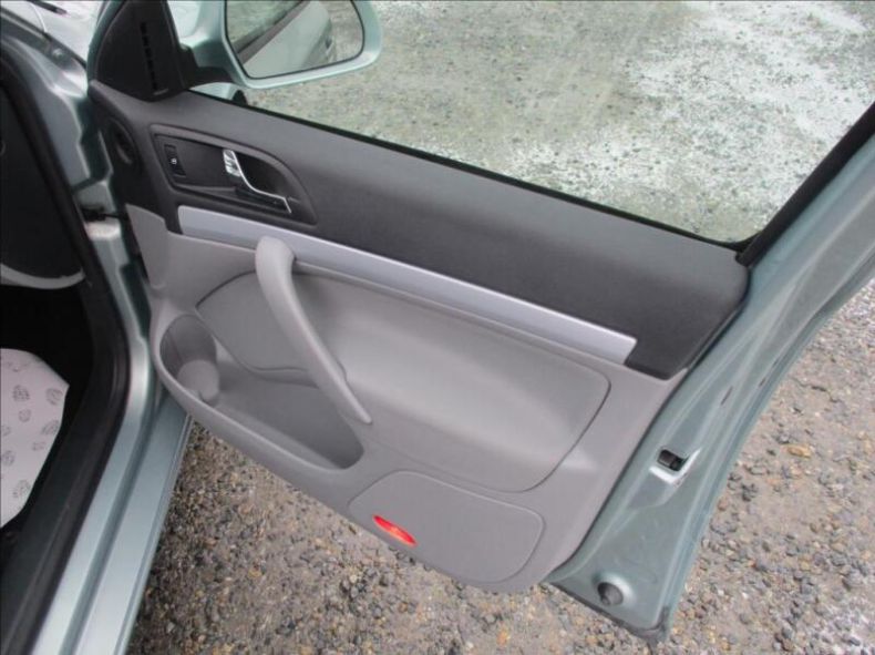 Škoda Octavia - hlavní fotka