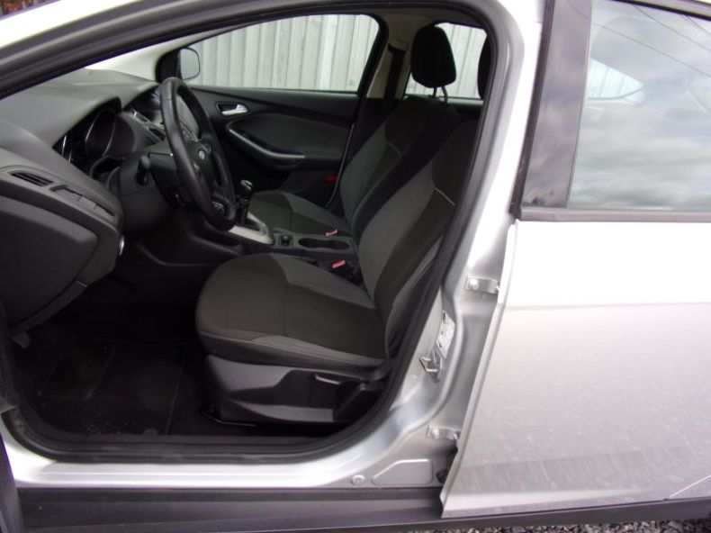 Ford Focus - hlavní fotka