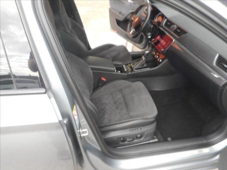 Škoda Superb - hlavní fotka