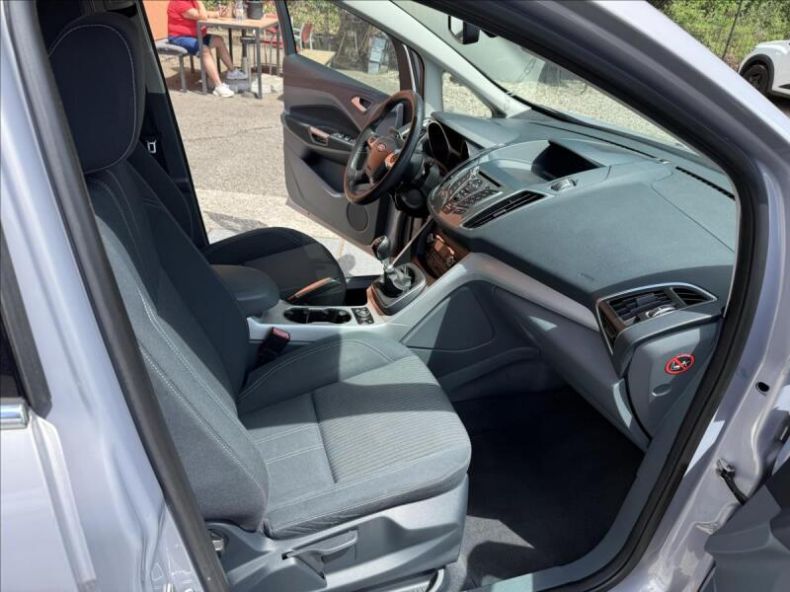 Ford C-MAX - hlavní fotka