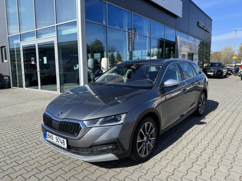 Škoda Octavia - hlavní fotka