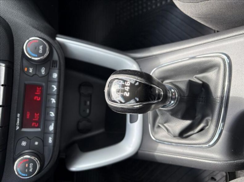 Kia Cee'd - hlavní fotka
