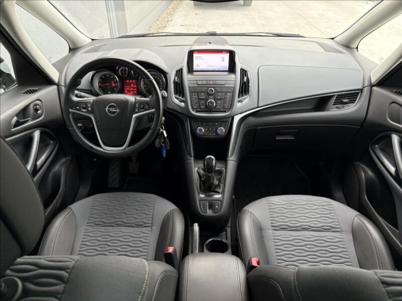 Opel Zafira - hlavní fotka