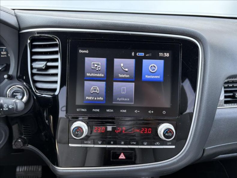 Mitsubishi Outlander - hlavní fotka