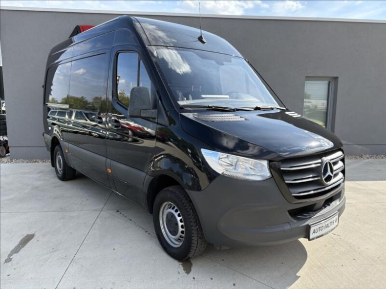 Mercedes Sprinter - hlavní foto